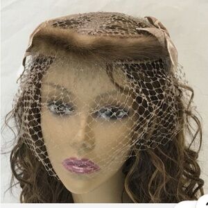 Vintage 50’s Elegant Brown fur and velvet hat